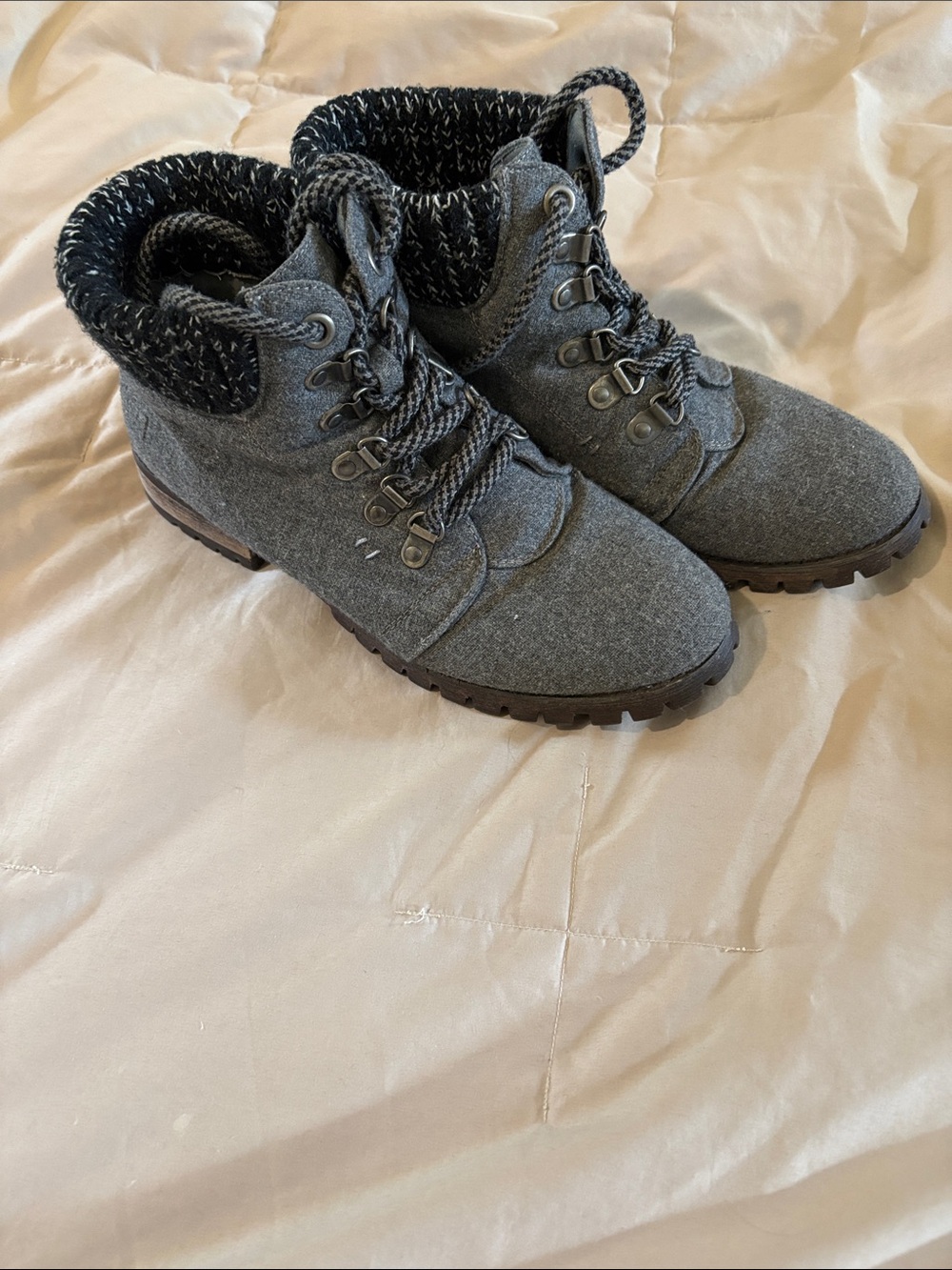 Dirty Laundry Gray Knit-Cuff Lug Sole Ankle Boots